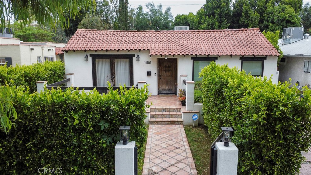 A property available for sale at 11101 Blix Street, Toluca Lake, CA 91602.
