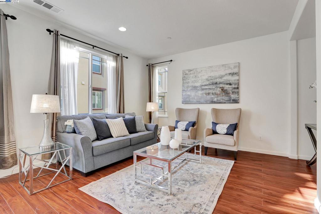 A property available for sale at 1103 Vida Larga Loop, Milpitas, CA 95035.