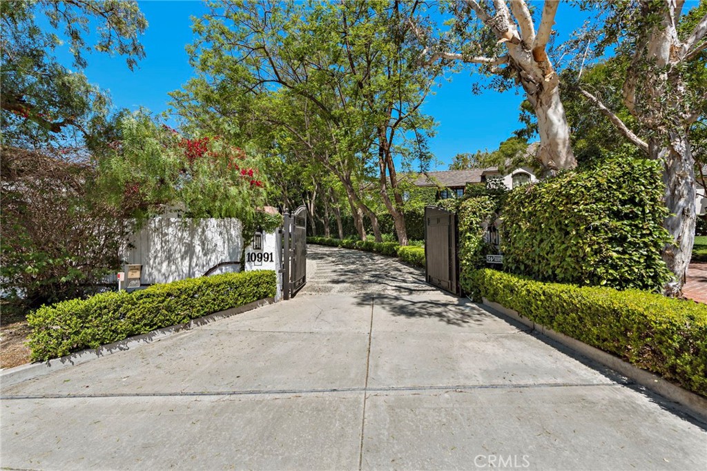 A property available for sale at 10991 Meads, Orange, CA 92869.