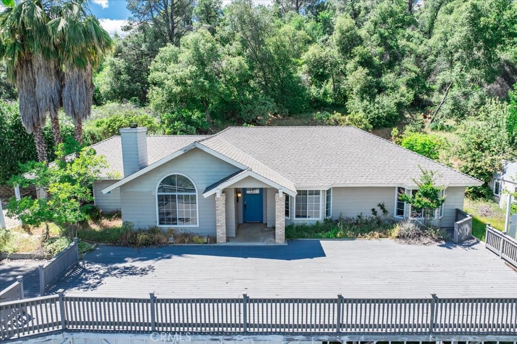 A property available for sale at 54326 Wildwood Springs Trail, North Fork, CA 93643.