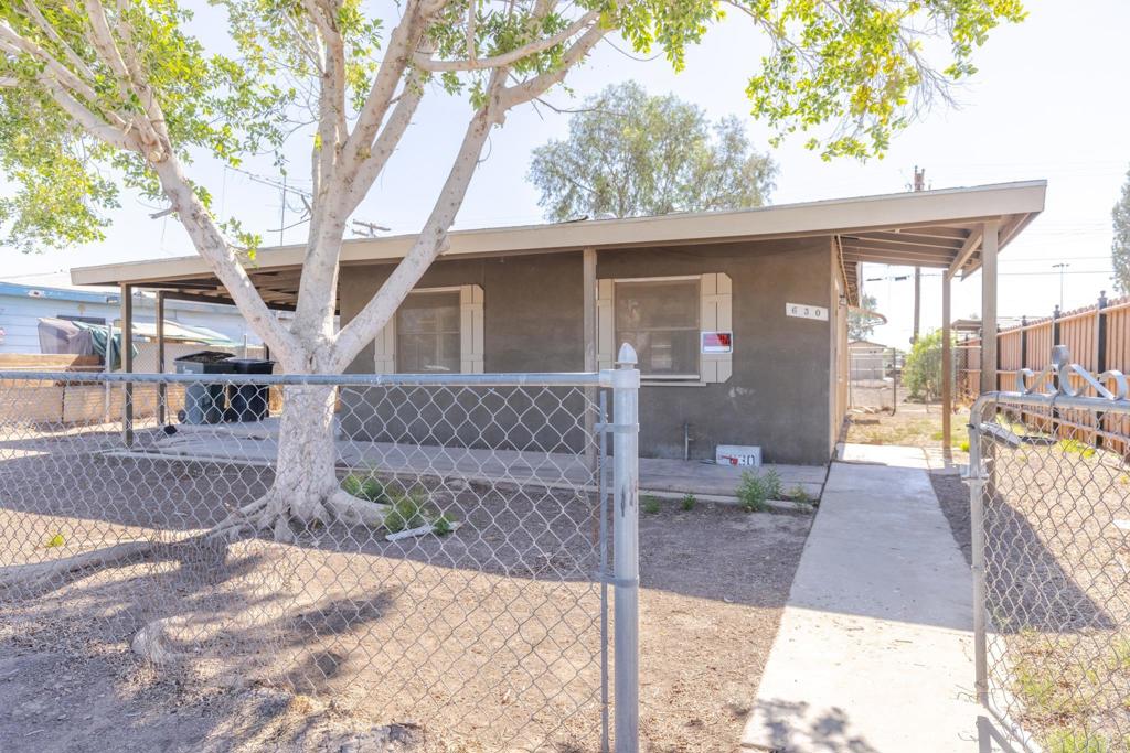 A property available for sale at 630 N Palm Drive, Brawley, CA 92227.