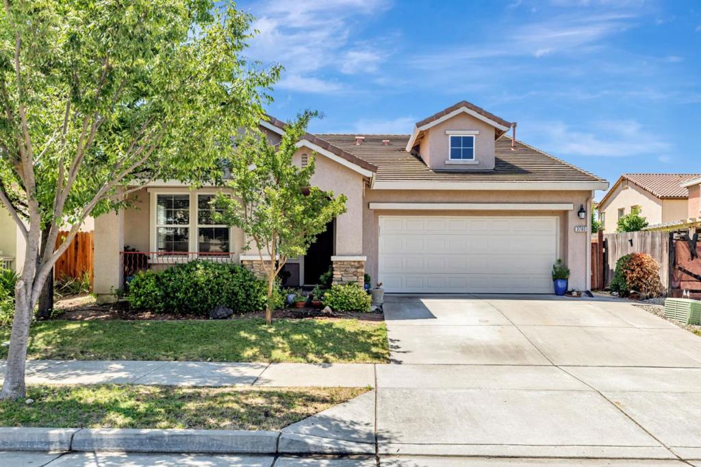 A property available for sale at 3760 Mirtoon Sea Avenue, Sacramento, CA 95834.