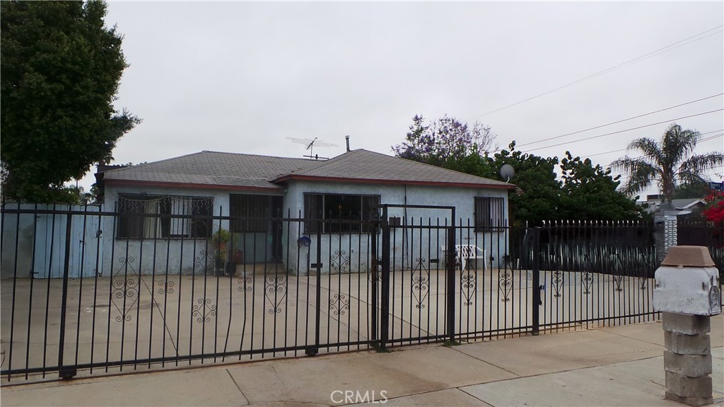 A property available for sale at 13912 Daventry Street, Pacoima, CA 91331.