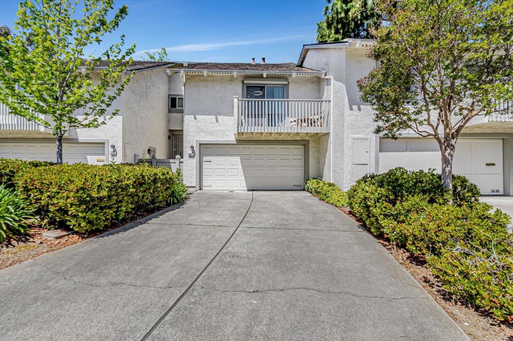 A property available for sale at 10871 Northforde Drive, Cupertino, CA 95014.
