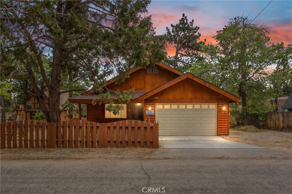A property available for sale at 533 Sunset Lane, Sugarloaf, CA 92386.