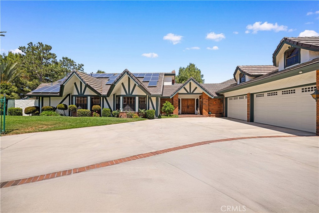 A property available for sale at 2360 Oakleaf Canyon Road, Walnut, CA 91789.