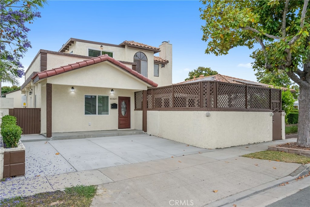 A property available for sale at 4032 Elsa Street, Lakewood, CA 90712.