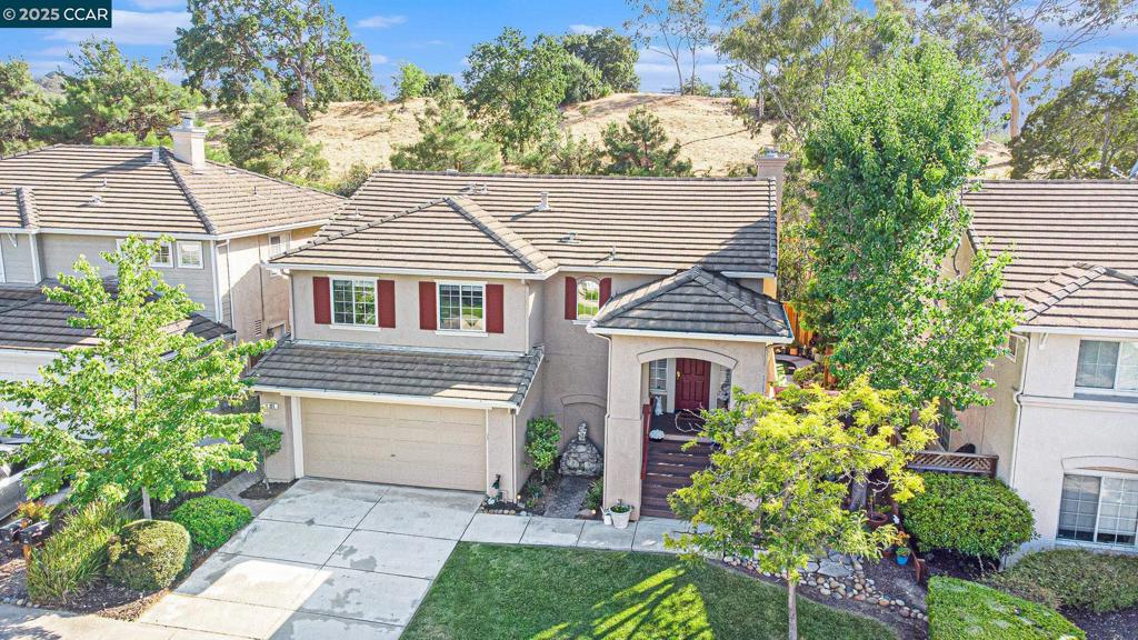 A property available for sale at 321 Oakwood Cir, Martinez, CA 94553.