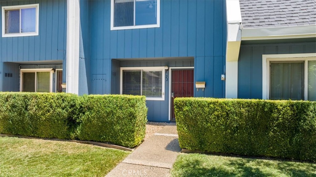 A property available for sale at 1181 E 22nd Street 22, Marysville, CA 95901.