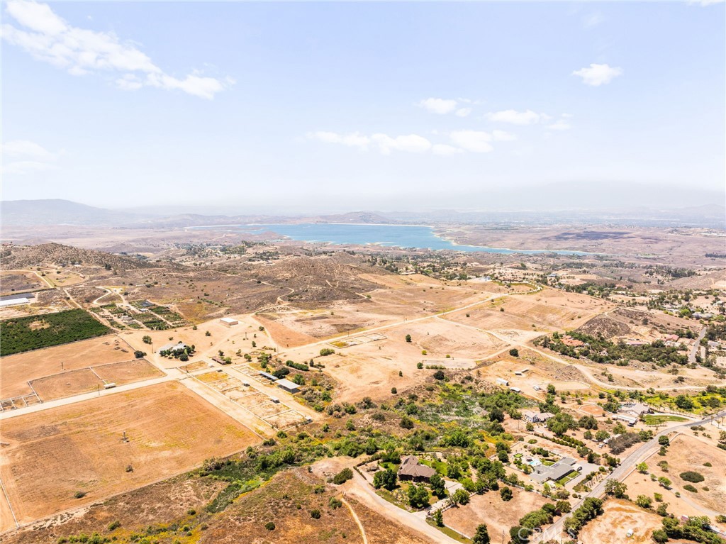 A property available for sale at 21605 Via Liago, Lake Mathews, CA 92570.