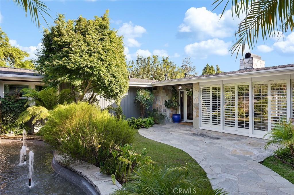 A property available for sale at 2212 Rim Road, Duarte, CA 91008.