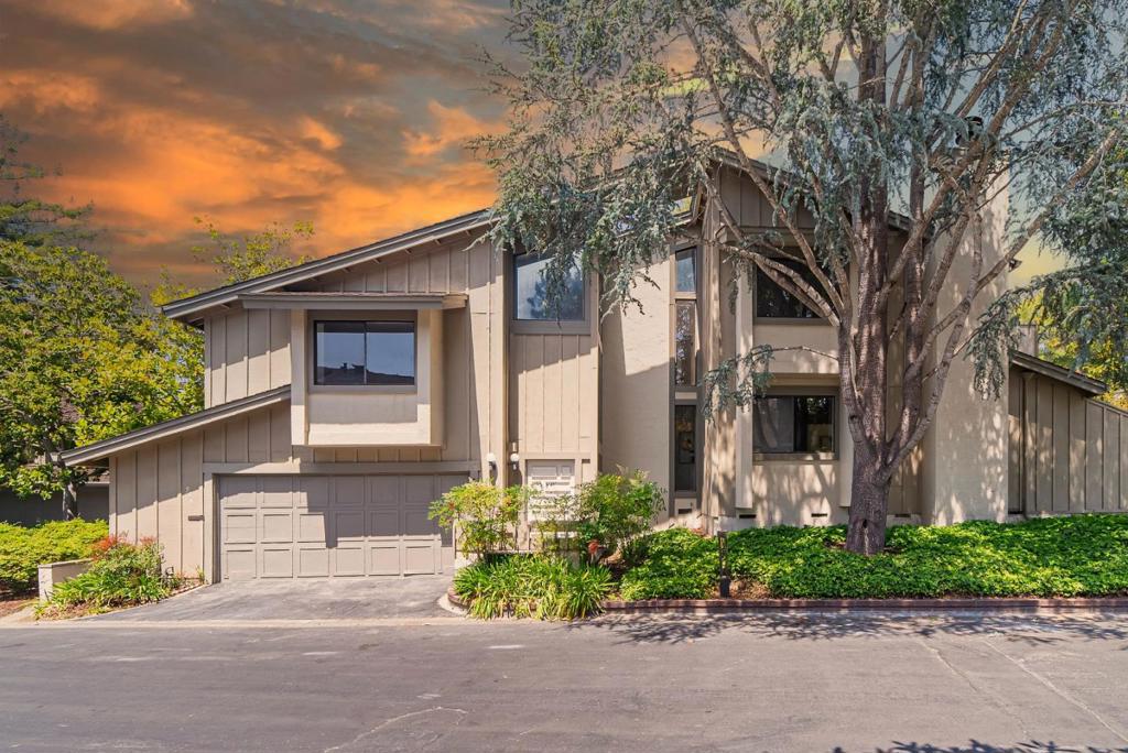 A property available for sale at 536 Sand Hill Circle, Menlo Park, CA 94025.