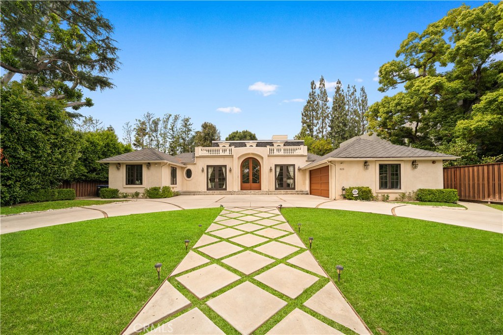 A property available for sale at 325 W Bellevue Drive, Pasadena, CA 91105.