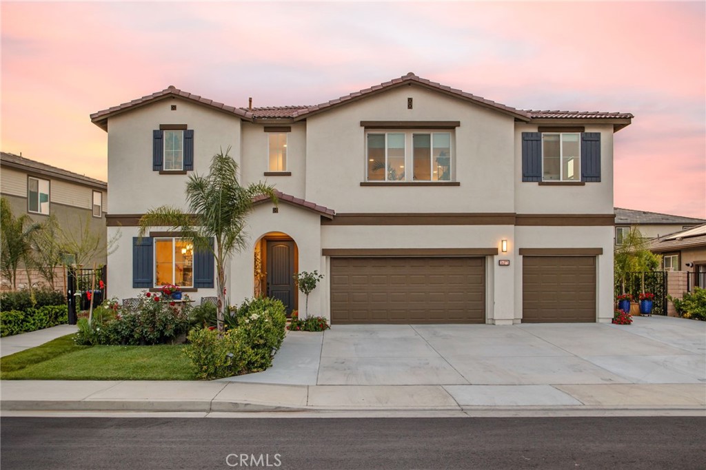 A property available for sale at 36275 Firelight Circle, Wildomar, CA 92595.
