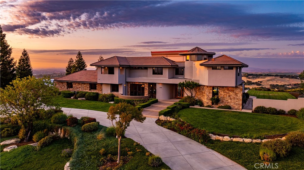 A property available for sale at 2340 Battering Rock Road, Templeton, CA 93465.
