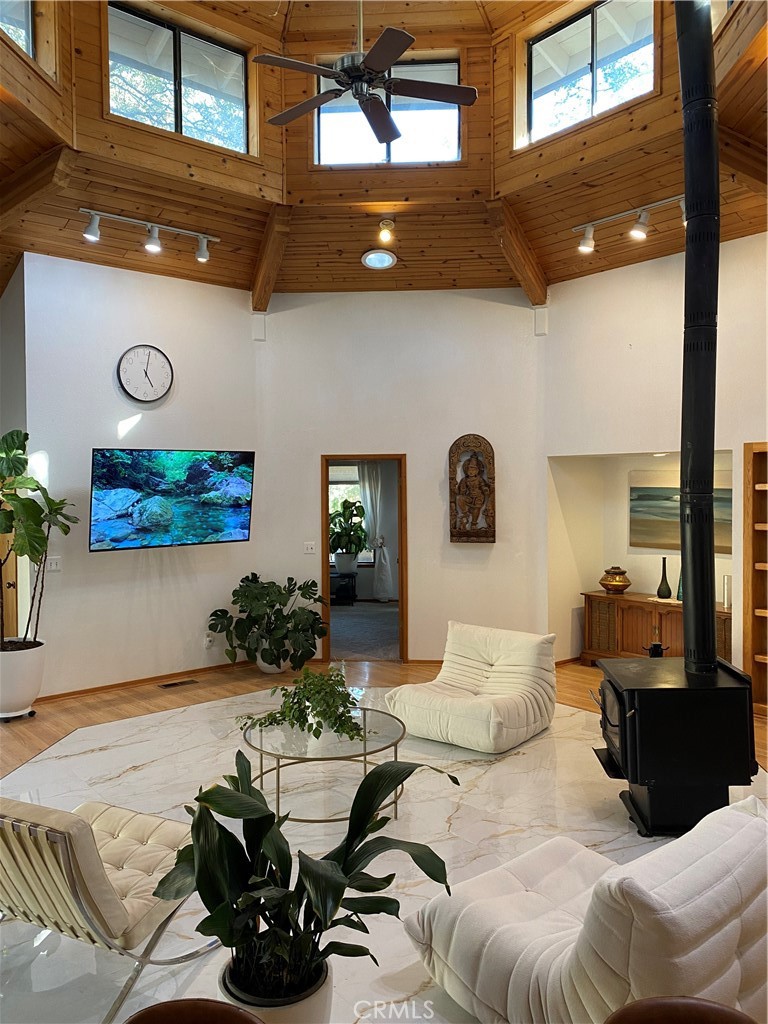 A property available for sale at 29503 Spence Lane, Tollhouse, CA 93667.