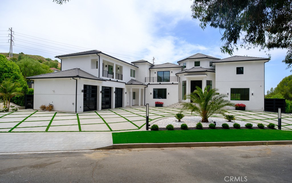 A property available for sale at 10511 Mary Bell Avenue, Sunland, CA 91040.