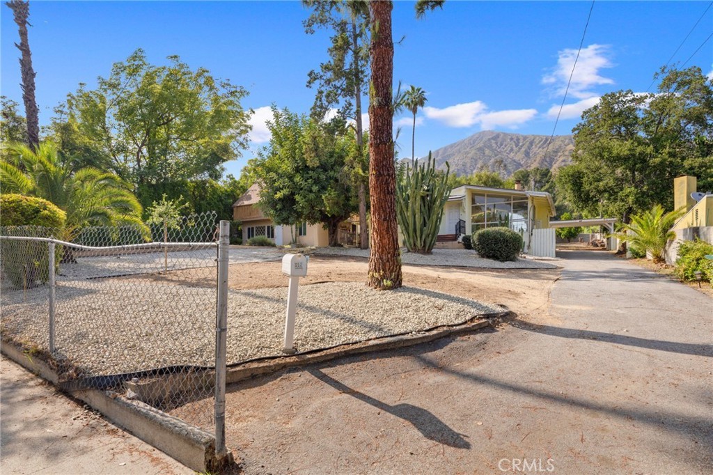 A property available for sale at 181 E Alegria Avenue, Sierra Madre, CA 91024.