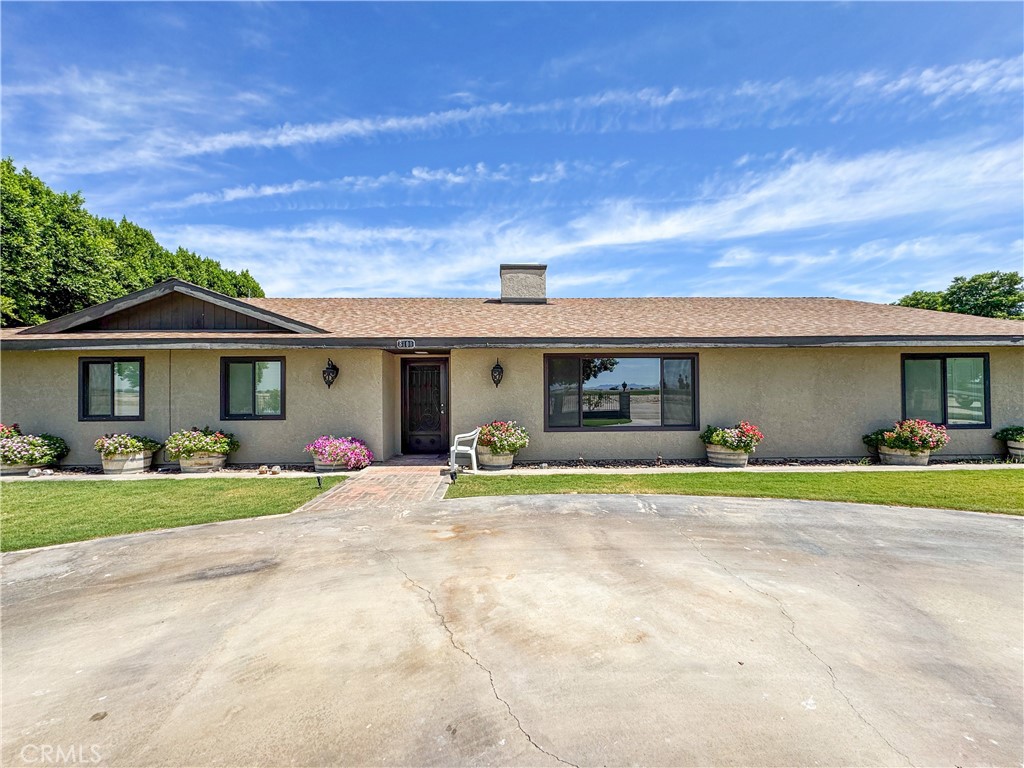 A property available for sale at 7584 8th Avenue, Blythe, CA 92225.