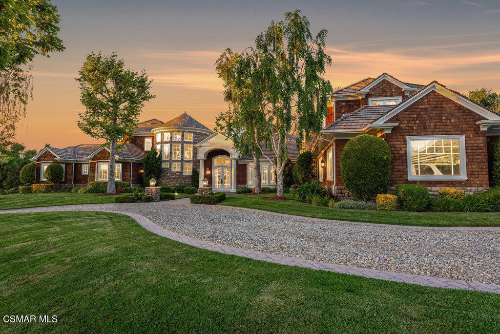 A property available for sale at 1816 Brittany Park Road, Camarillo, CA 93012.