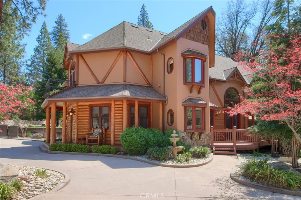 A property available for sale at 54736 Willow Cove Road, Bass Lake, CA 93604.