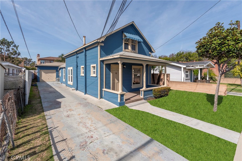 A property available for sale at 1887 Saint Louis Avenue, Signal Hill, CA 90755.