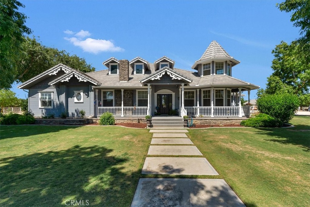 A property available for sale at 8401 Mayer Avenue, Bakersfield, CA 93314.