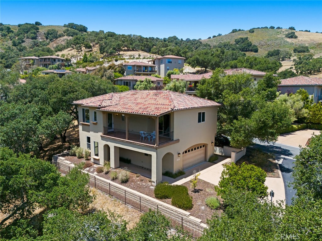 A property available for sale at 6520 Western Gull Drive, Avila Beach, CA 93424.