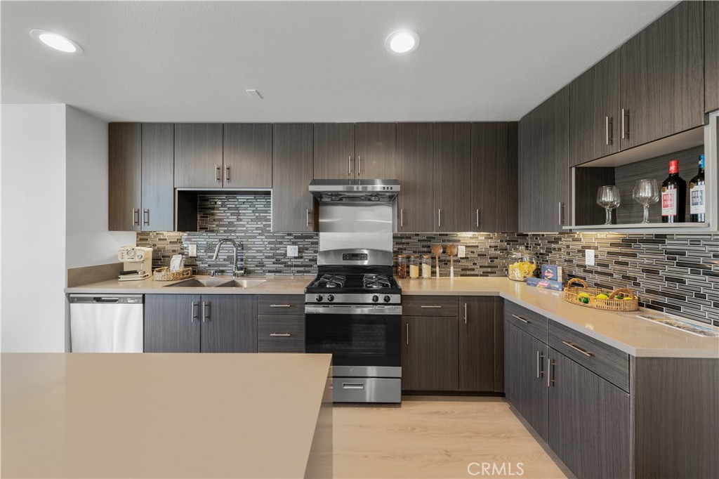 A property available for sale at 168 S Monterey Street 503, Alhambra, CA 91801.