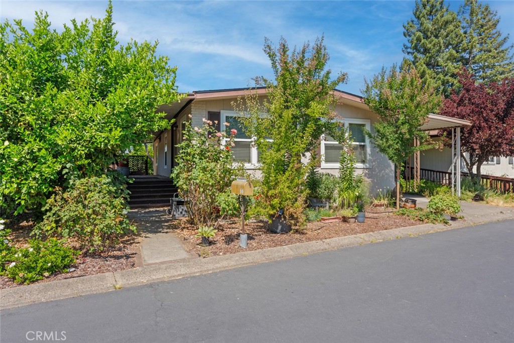 A property available for sale at 66 Bonita Place, Ukiah, CA 95482.