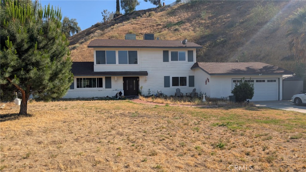 A property available for sale at 1941 Myrtlewood Avenue, Colton, CA 92324.