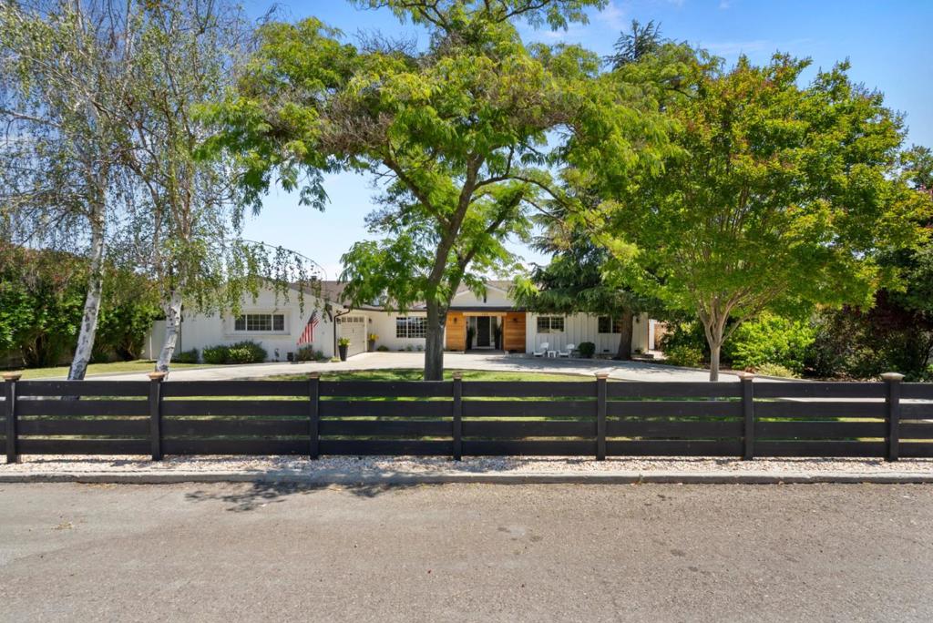 A property available for sale at 105 Rays Circle, Hollister, CA 95023.