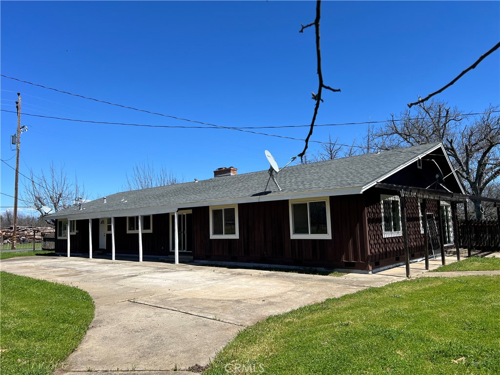A property available for sale at 115 Mathews Road, Lakeport, CA 95453.