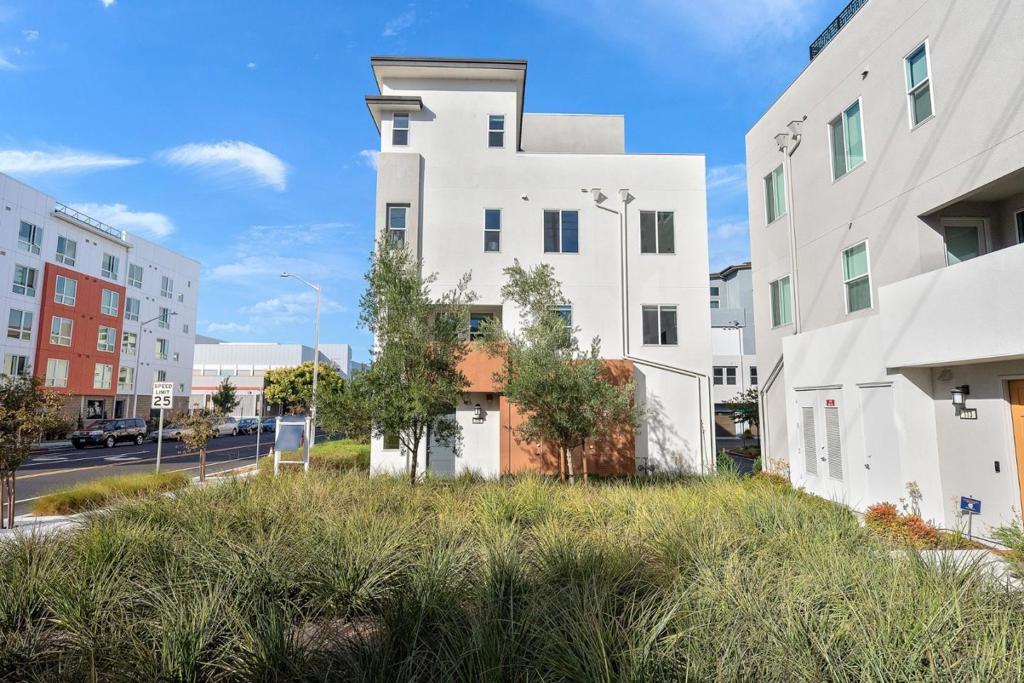 A property available for sale at 2903 Corvin Drive 115, Santa Clara, CA 95051.