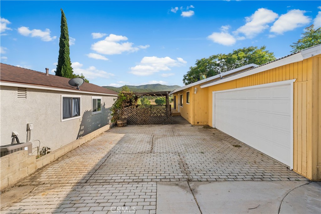 A property available for sale at 14526 Hardtree Drive, Lake Hughes, CA 93532.
