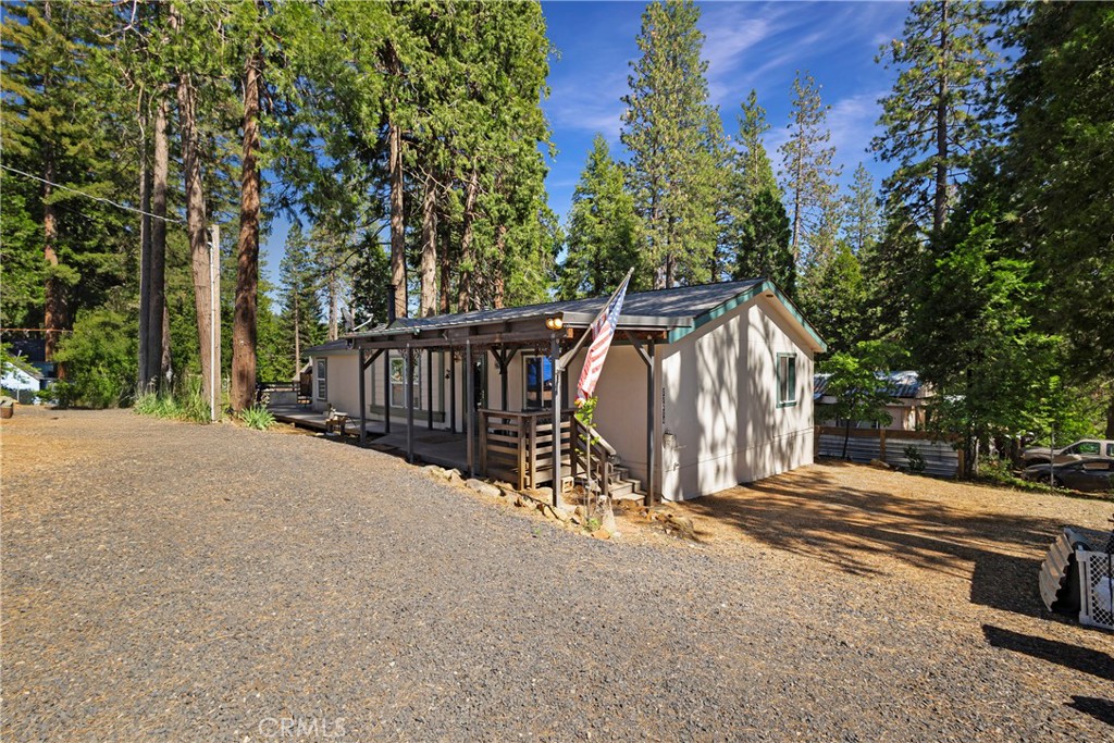 A property available for sale at 17214 Manzanita Street, Stirling City, CA 95978.