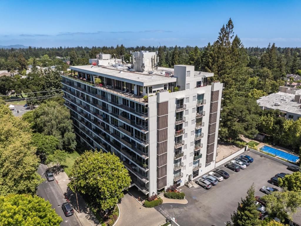 A property available for sale at 1330 University Drive 25, Menlo Park, CA 94025.