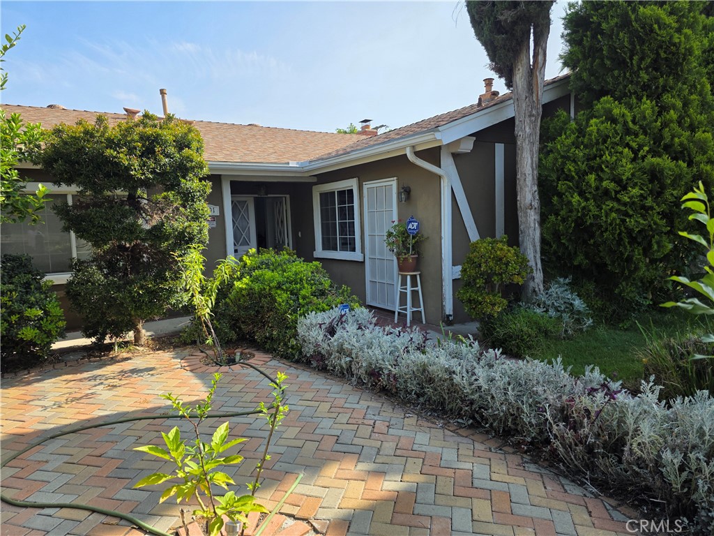 A property available for sale at 15901 Lassen Street, North Hills, CA 91343.