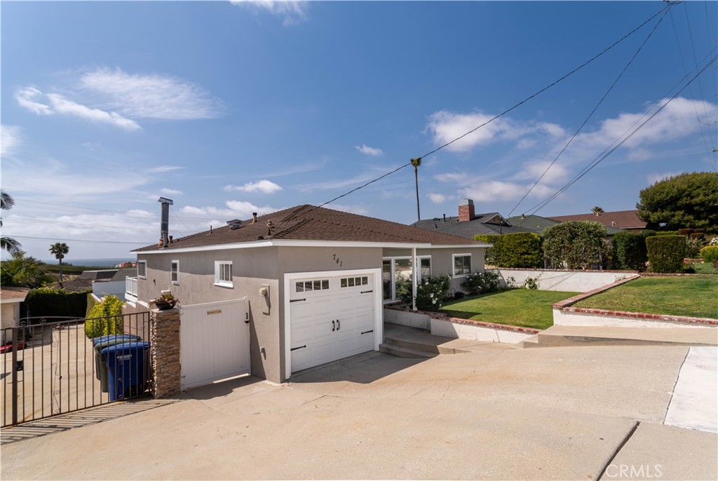 A property available for sale at 741 Hillcrest Street, El Segundo, CA 90245.