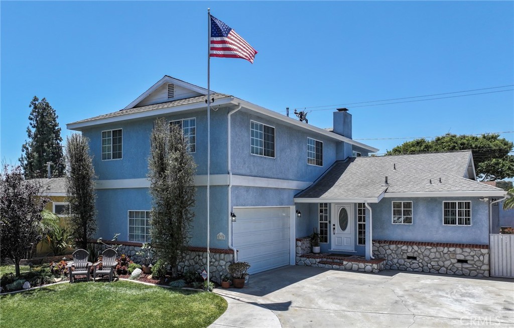 A property available for sale at 5719 Faust Avenue, Lakewood, CA 90713.