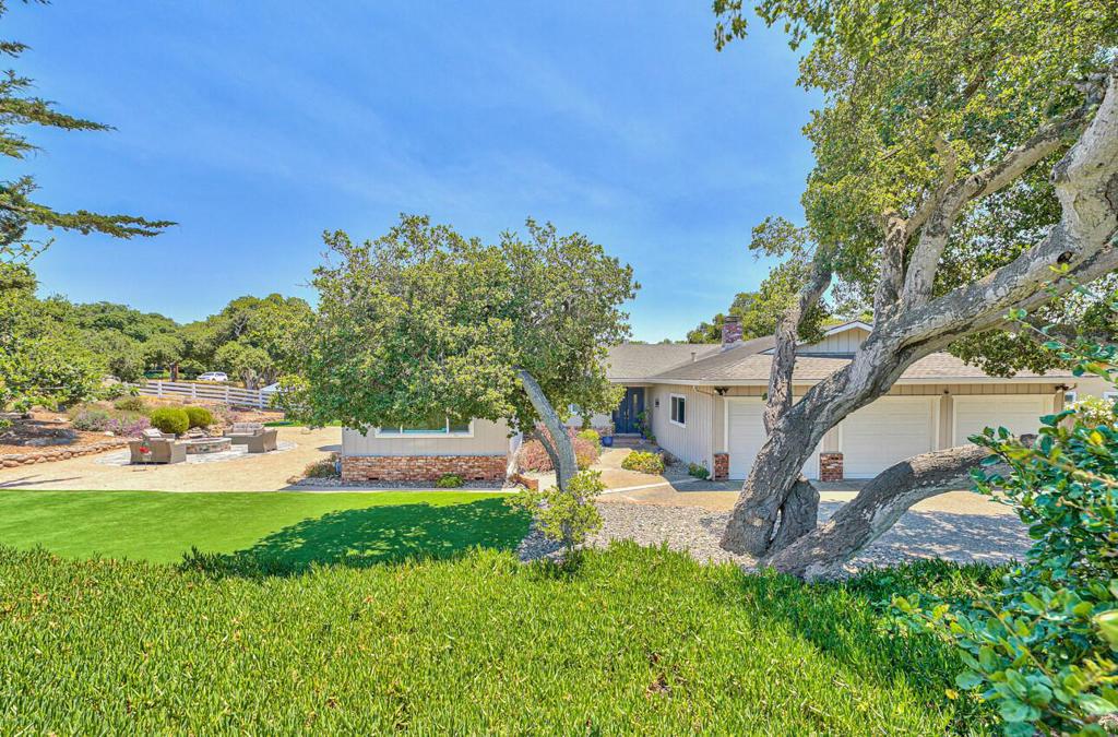 A property available for sale at 9455 S Century Oak Road, Prunedale, CA 93907.
