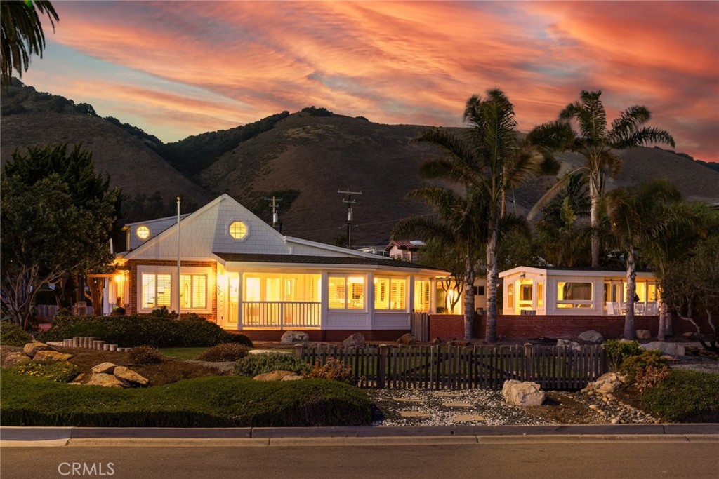 A property available for sale at 1780 Ocean Boulevard, Pismo Beach, CA 93449.