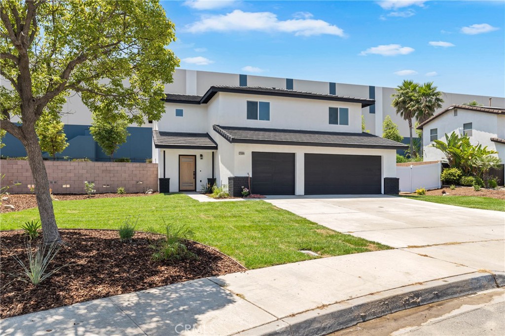 A property available for sale at 2504 N Fitzsimmons Avenue, Rialto, CA 92377.