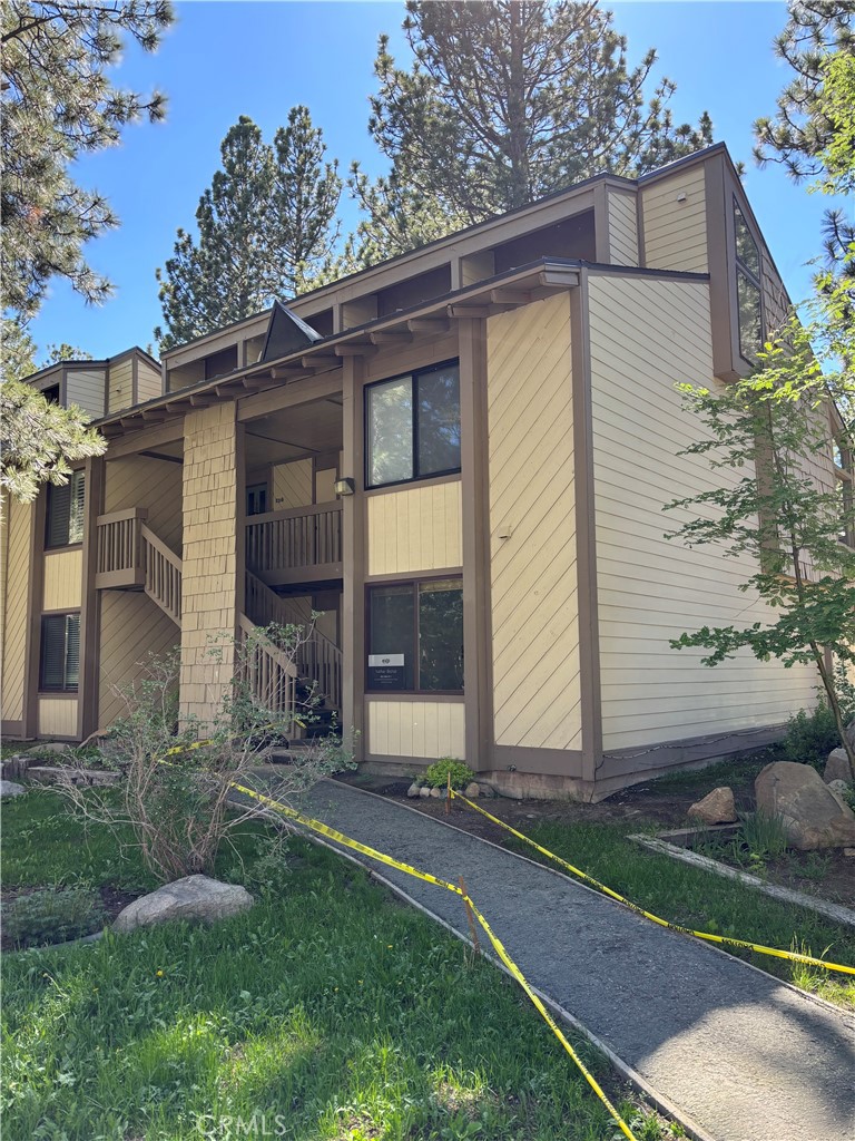 A property available for sale at 2113 Meridian Boulevard 133, Mammoth Lakes, CA 93546.