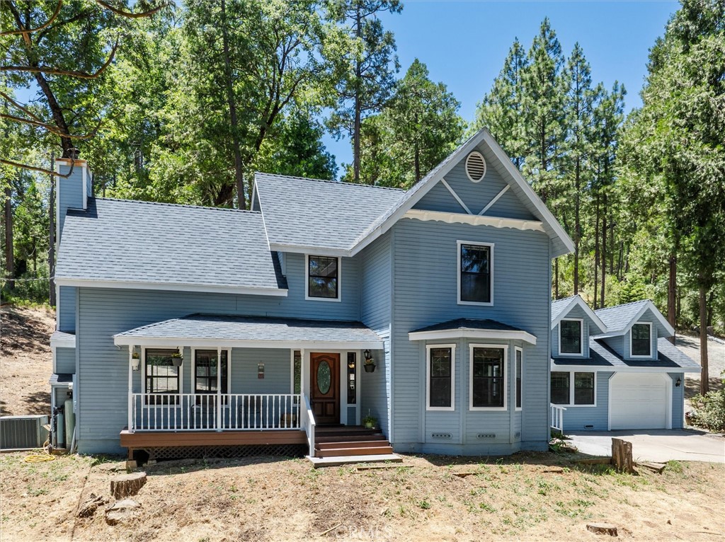 A property available for sale at 36232 Finegold Creek Drive, North Fork, CA 93643.