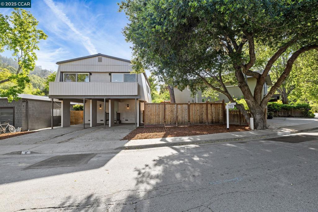 A property available for sale at 9 Glen Dr, Fairfax, CA 94930.