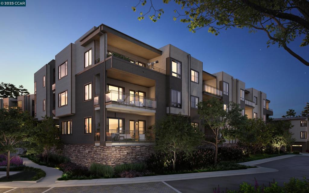A property available for sale at 20 Woodbury Highlands Court 12, Lafayette, CA 94549-2505.