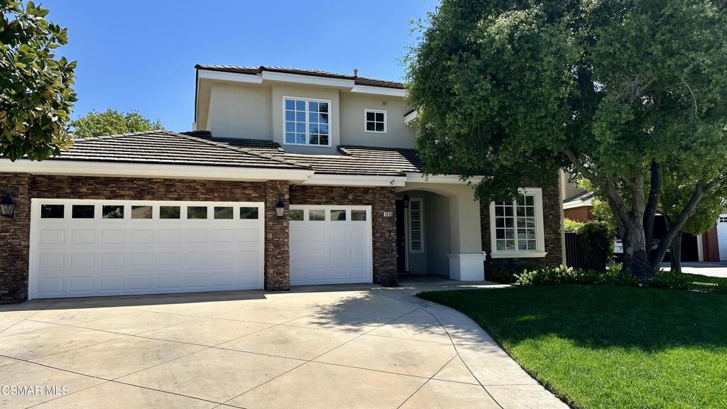 A property available for sale at 1658 Bushgrove Court, Lake Sherwood, CA 91361.