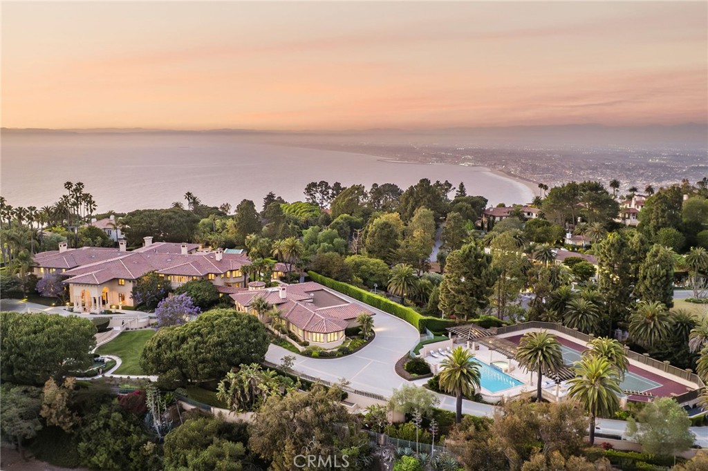 A property available for sale at 1129 Via Mirabel, Palos Verdes Estates, CA 90274.