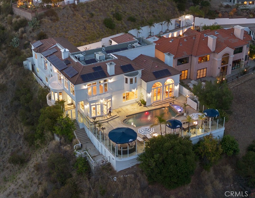 A property available for sale at 759 Foxkirk Road, Glendale, CA 91206.